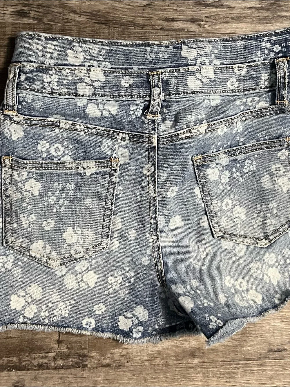 Cherokee vintage floral